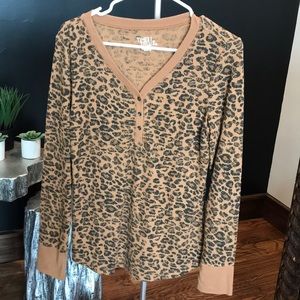 Leopard Top